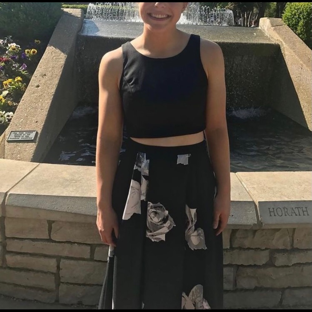 2-Piece Black and White Flower Dress
